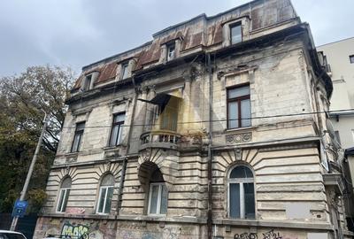 Casă individuală cu 14 camere cu Teren 286 Mp în P-ța Sfinții Voievozi - 6
