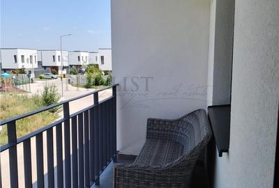 Apartament cu 2 camere semidecomandat în Tunari