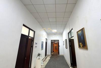 Spațiu comercial, de 525 mp, în Central - 2
