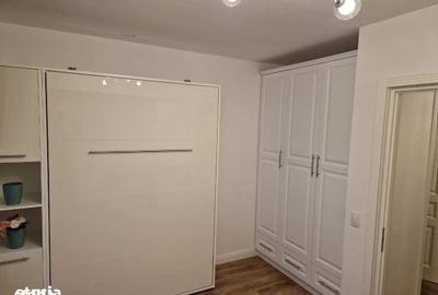 Apartament cu 4 camere în Central - 1