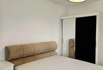 Apartament cu 3 camere semidecomandat în Chiajna
