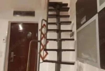 Apartament cu 2 camere decomandat în Micro 19