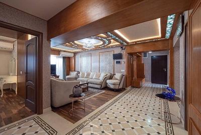 Apartament cu 4 camere decomandat, mobilat în Unirii