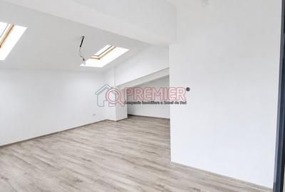 Apartament cu 3 camere în Apărătorii Patriei