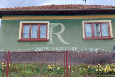 Casă cu 2 camere în Măgura