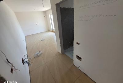 Apartament cu 2 camere decomandat în Fundeni