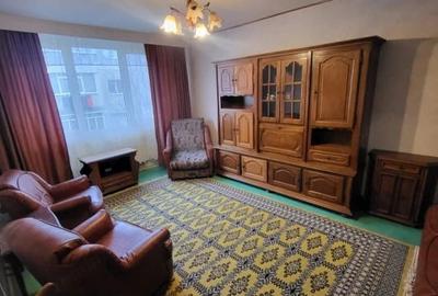 Apartament cu 2 camere decomandat în Narcisa