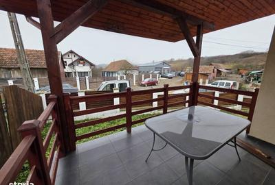 Casă cu 4 camere în Cerghid