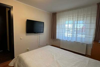 Apartament cu 3 camere decomandat în Micro 16 - 17