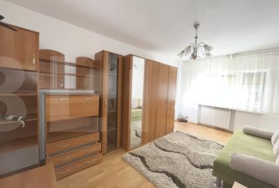 Apartament cu 2 camere decomandat, mobilat în Sud-Vest