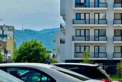 Apartament cu 2 camere decomandat în Tractorul - 10