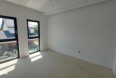 Casă cu 1 camere cu Teren 370 Mp în Gușterița