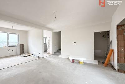 Duplex cu 4 camere cu Teren 247 Mp în Săcălaz - 18