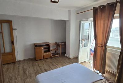 Garsonieră decomandată în Sud - 7