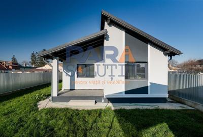Casă individuală cu 3 camere cu Canalizare în Est - 14