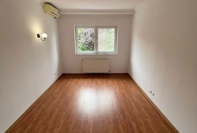 Casă cu 3 camere cu Teren 236 Mp în Central - 1