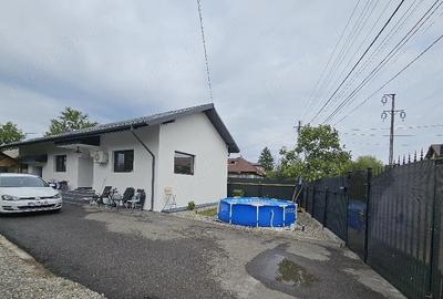 Casă cu Teren 800 Mp în Păulești - 2