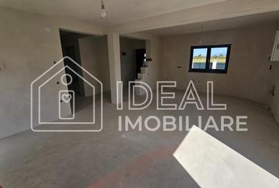 Casă individuală cu 5 camere cu Canalizare în Cristian - 6