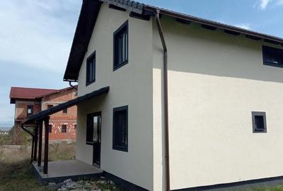 Casă cu Teren 240 Mp în Micești - 5
