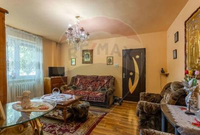 Apartament cu 3 camere semidecomandat, mobilat în P-ța Gării - 1