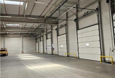 Spațiu industrial, de 2,600 mp, în Est - 11