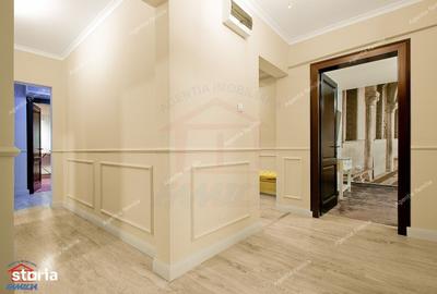 Apartament cu 4 camere decomandat, mobilat în Mazepa 2