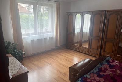 Casă cu Teren 800 Mp în Central - 5