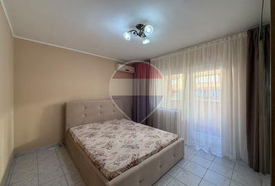 Apartament cu 3 camere decomandat, mobilat în Nerva Traian