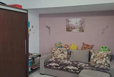 Apartament cu 2 camere decomandat în Berceni - 2