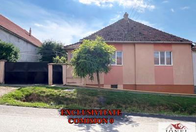 Casă individuală cu 4 camere cu Teren 486 Mp în Șona