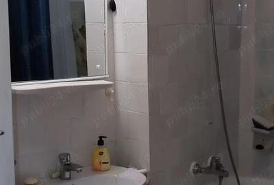 Apartament cu 2 camere semidecomandat în Cuza Vodă