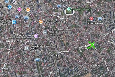 Casă cu 9 camere cu Teren 567 Mp în Central