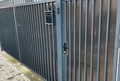 Casă cu 2 camere cu Teren 200 Mp în Central - 1