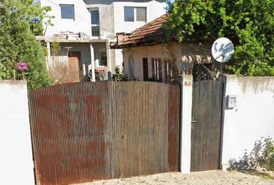 Casă cu 4 camere cu Teren 1482 Mp în Brădești - 9
