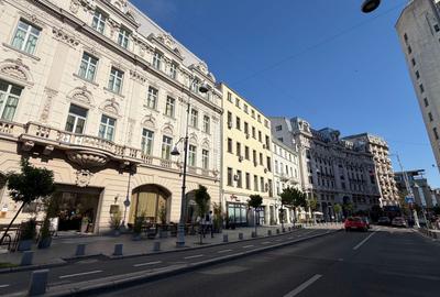 Apartament cu 6 camere decomandat în Calea Victoriei
