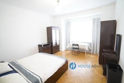Apartament cu 3 camere, mobilat în Universitate