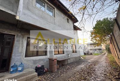 Casă cu 7 camere cu Teren 450 Mp în Jilava