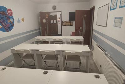 Apartament cu 4 camere semidecomandat în Tei