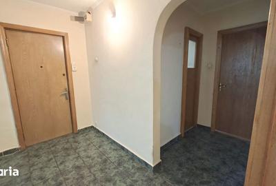 Apartament cu 3 camere decomandat în Exercițiu - 10