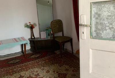 Casă cu 4 camere în Luica