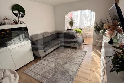 Apartament cu 3 camere decomandat, mobilat în Tractorul - 1