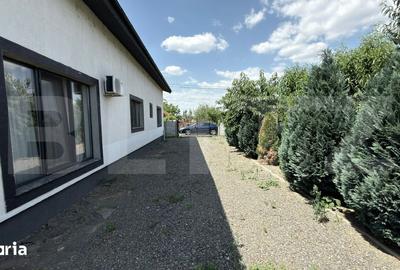 Casă cu 5 camere cu Teren 544 Mp în Vetiș - 5
