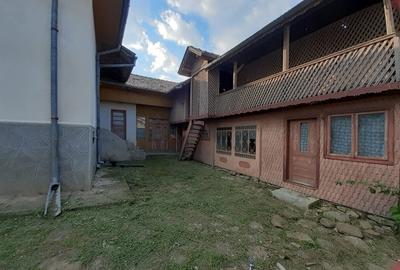 Casă individuală cu 4 camere cu Teren 998 Mp în Izvoarele - 11
