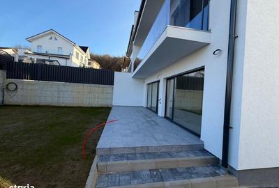 Casă cu 4 camere cu Teren 375 Mp în Dezmir