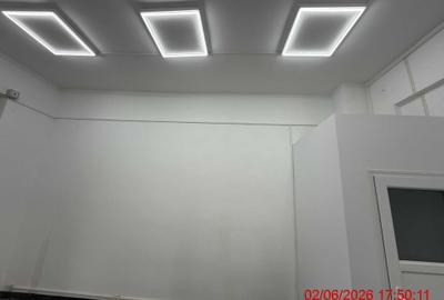 Spațiu comercial, de 32 mp, în Central - 7