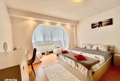 Apartament cu 3 camere în Plopilor