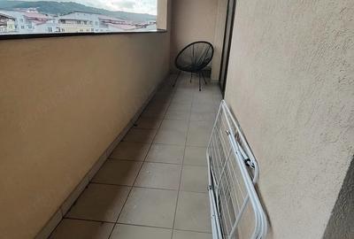 Apartament cu 2 camere semidecomandat în Florești