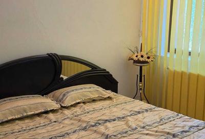 Apartament cu 2 camere decomandat în Micro 6 - 6