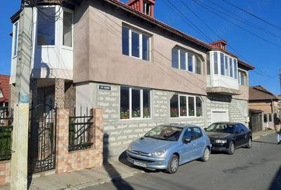 Casă cu 5 camere în Năvodari - 13