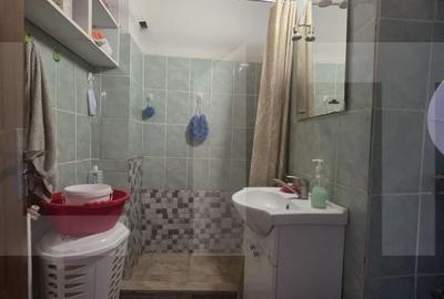 Apartament cu 2 camere decomandat în Simeria - 1